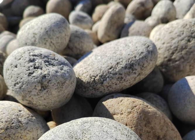 Купить речную и морскую гальку напрямую у производителя с доставкой  купить в Калуге от производителя, без посредников